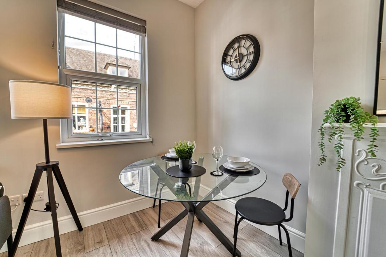Host & Stay - Taylor Apartment Worcester Luaran gambar