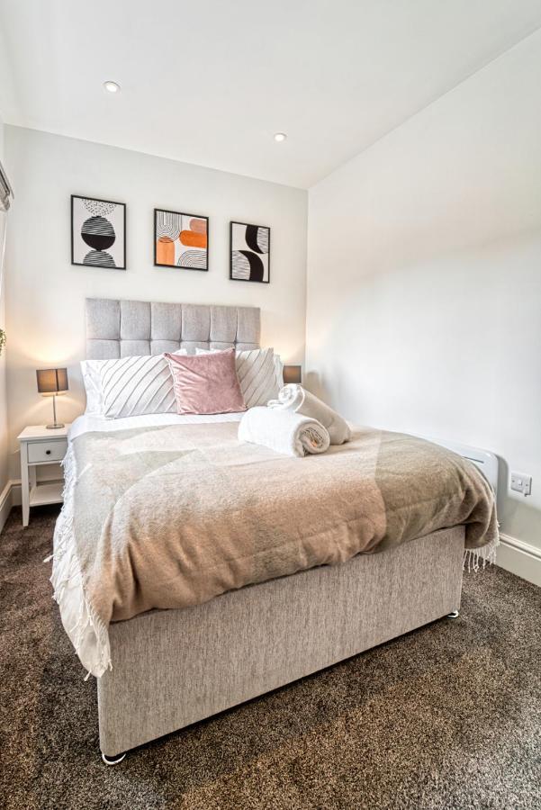 Host & Stay - Taylor Apartment Worcester Luaran gambar