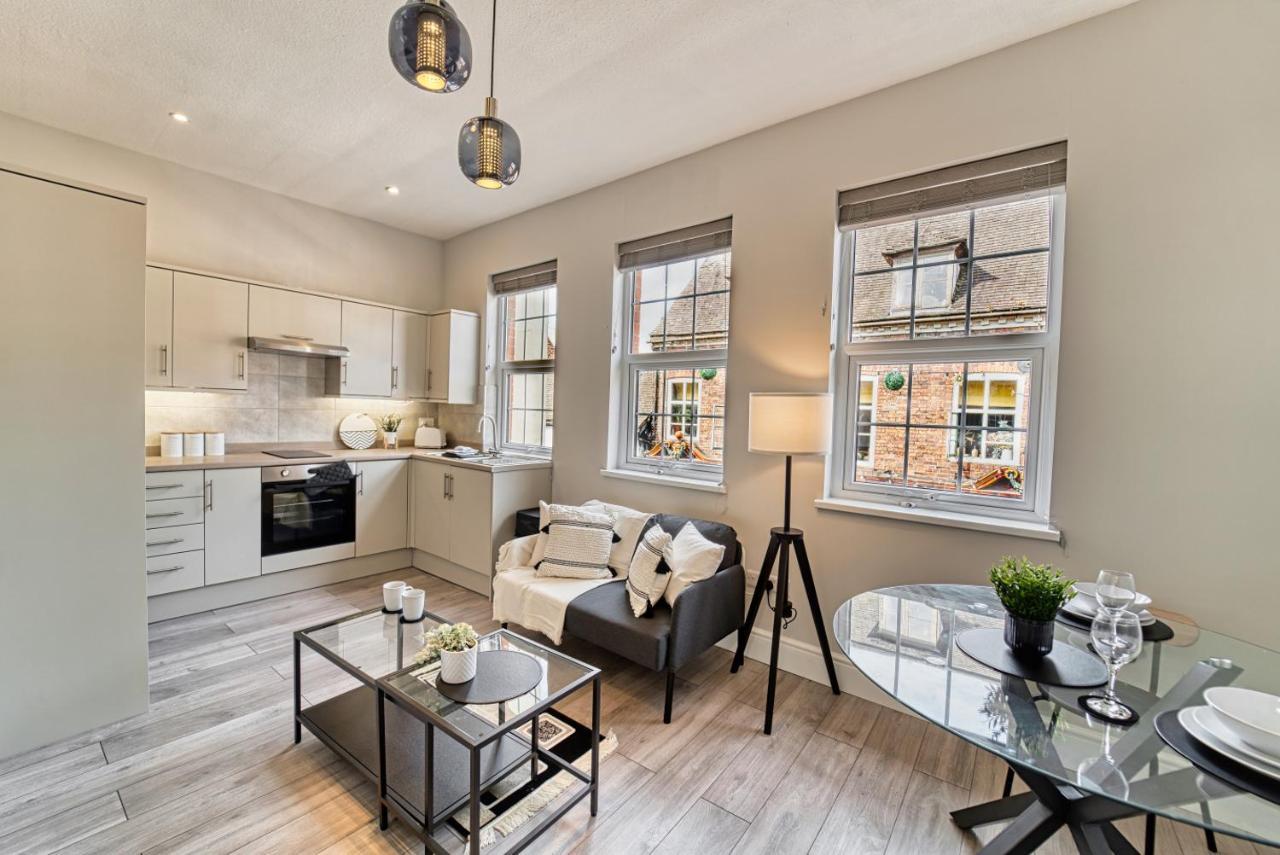 Host & Stay - Taylor Apartment Worcester Luaran gambar